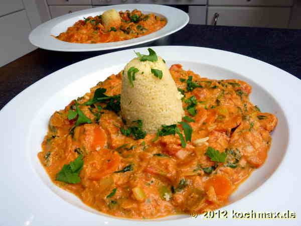 Gemüse-Trio mit Curry-Mandel-Sauce