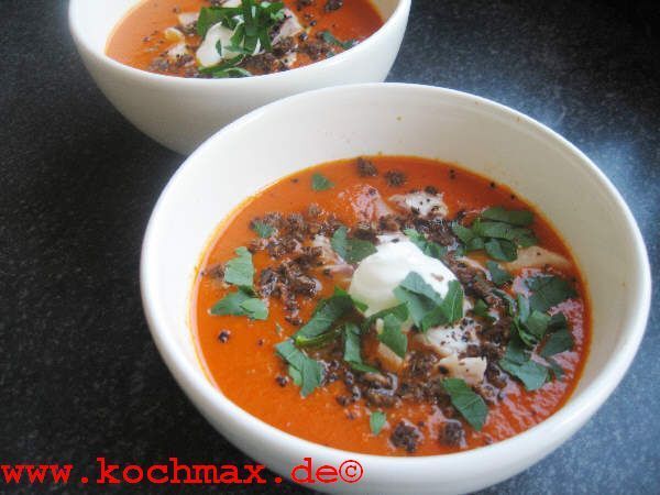 Tomatencremesuppe mit Forelle
