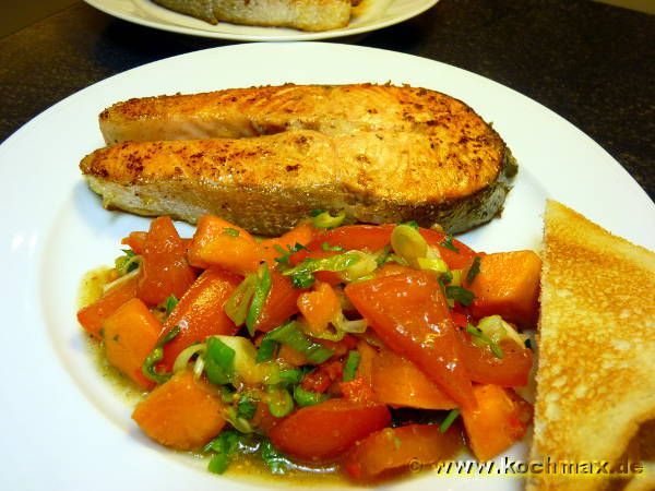 Lachskoteletts mit Papaya-Salsa